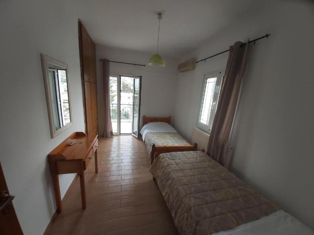 Bodikos Apartments Pitsidia Exteriör bild